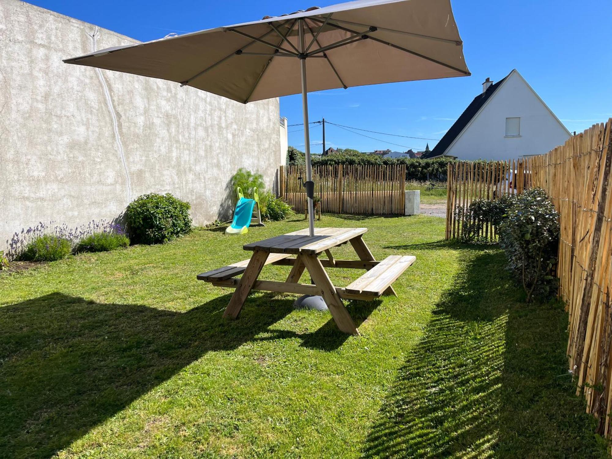 La Maison - Ambleteuse - Vue Sur Mer Et Jardin Bagian luar foto
